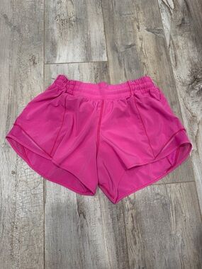 Lululemon Hotty Hot Low-Rise 4”